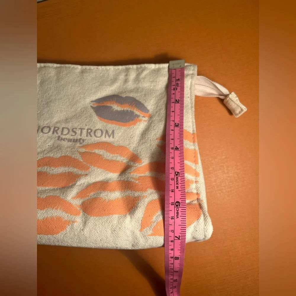 Nordstrom Beauty Cream and Orange canvas makeup Bag🎀🎀🎀🎀🎀🎀🎀🎀